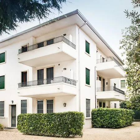 Myplace Prato Della Valle Apartment *